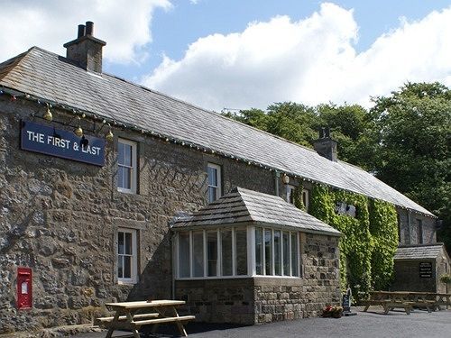 The Gun Inn Ridsdale Exterior photo